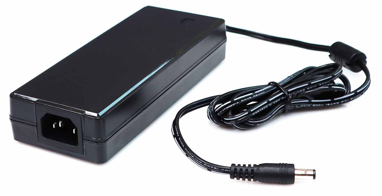 19V 7A AC/DC Power Supply Adapter