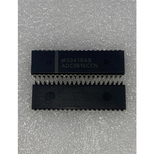 ADC0816CCN 8-bit analog to digital converter DIP-40