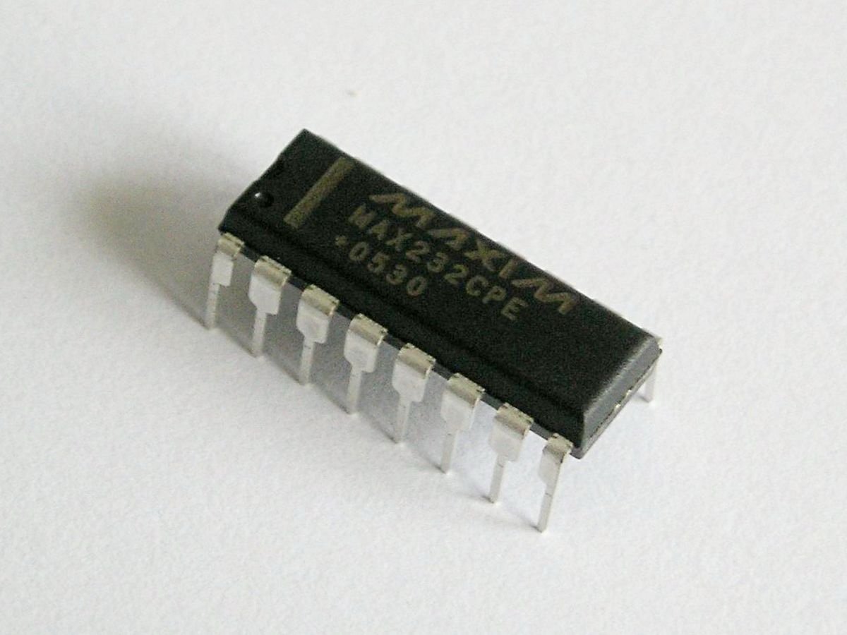 Max232 IC