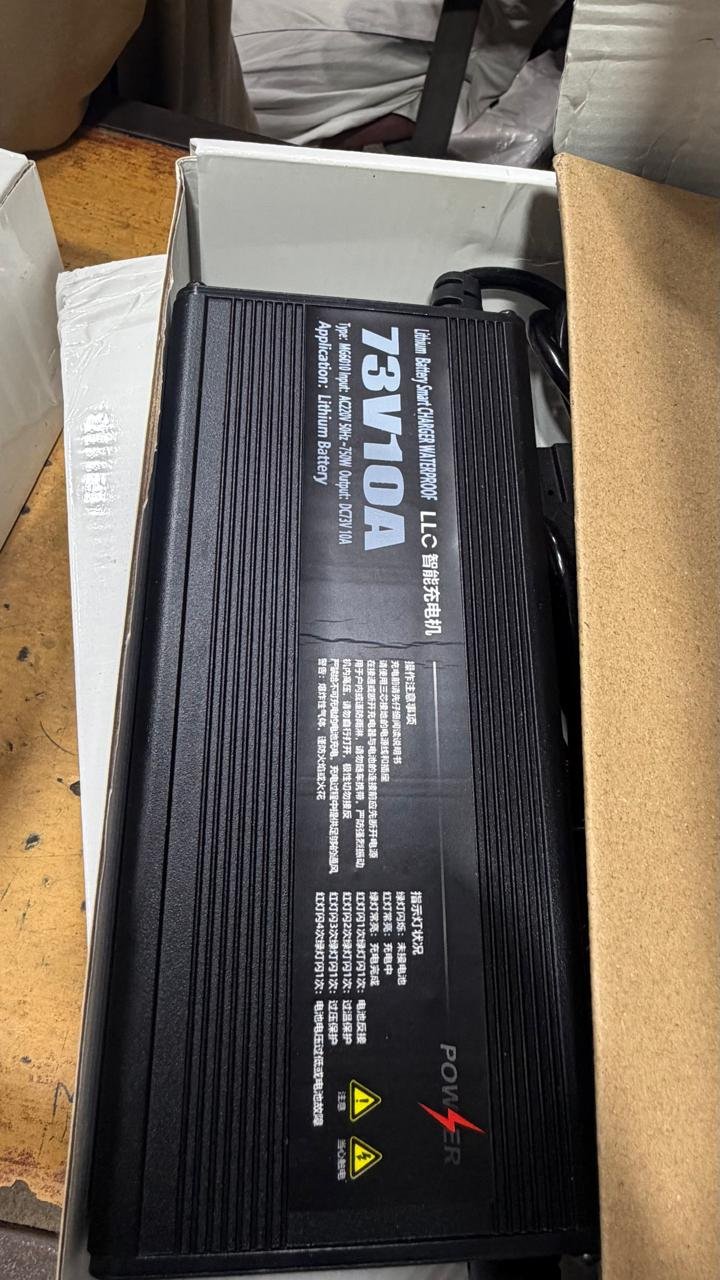 EV Scooty Charger 73V 10A